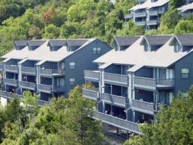 Treehouse Condominiums in Branson, MO