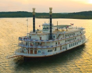 Escape to Branson - Best of the Boats Package