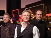 Larry Gatlin & The Gatlin Brothers