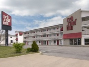 Red Roof Inn