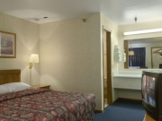 Red Roof Inn