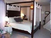 Anchor Inn on the Lake Bed and Breakfast