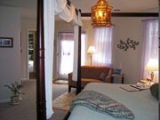 Anchor Inn on the Lake Bed and Breakfast