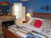 Anchor Inn on the Lake Bed and Breakfast