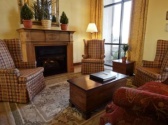 Holiday Inn Express 76