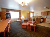 Holiday Inn Express 76
