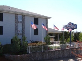 All American Inn and Suites in Branson, MO