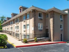 The Boardwalk Inn in Branson, MO