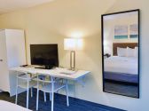 Seven Gables Inn