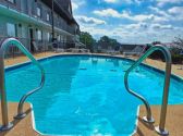 Seven Gables Inn