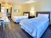 Seven Gables Inn