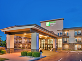 Holiday Inn Express & Suites 76 Central
