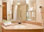Holiday Inn Express & Suites 76 Central