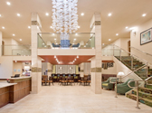 Holiday Inn Express & Suites 76 Central